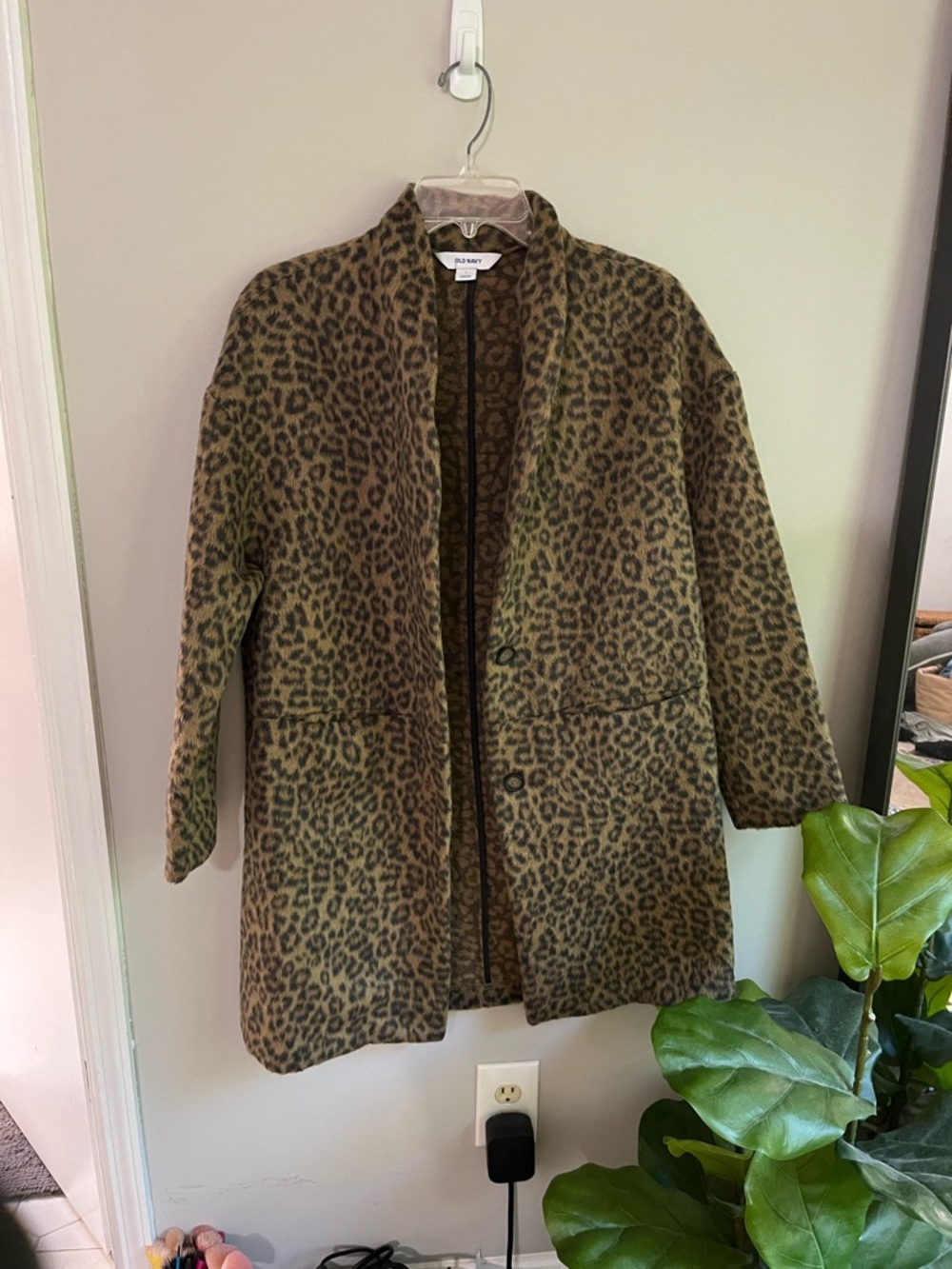 Old Navy Womens Leopard Print Coat size small NWOT